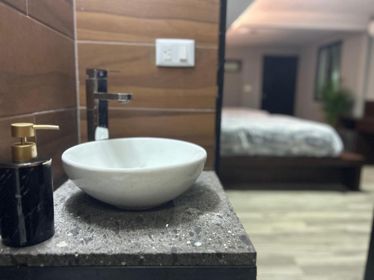 Huasteca Em Suites シウダー・バージェス エクステリア 写真