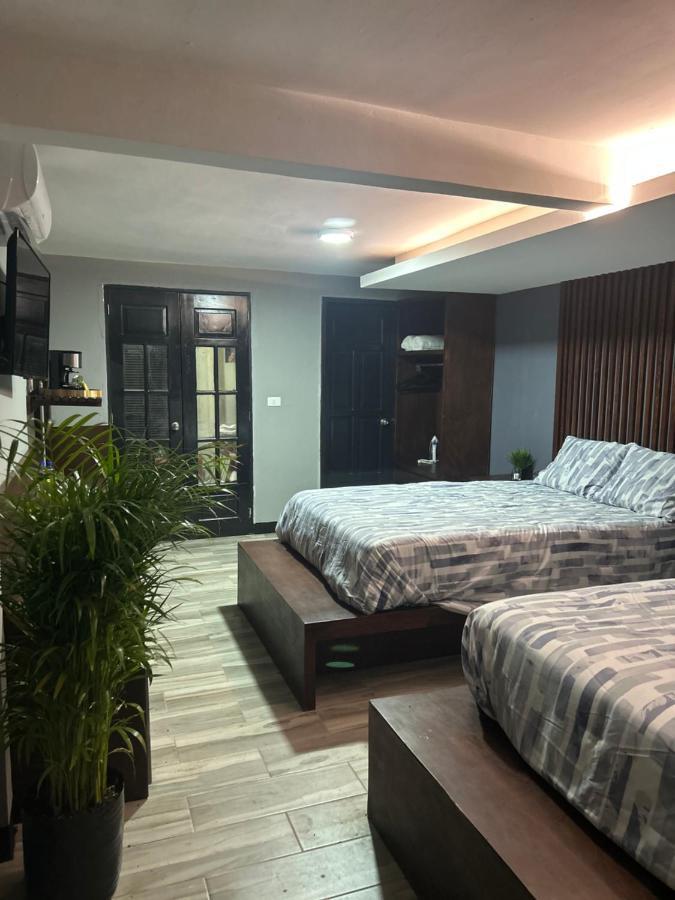 Huasteca Em Suites シウダー・バージェス エクステリア 写真