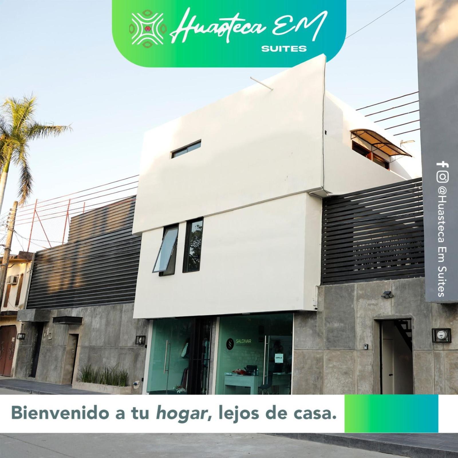 Huasteca Em Suites シウダー・バージェス エクステリア 写真